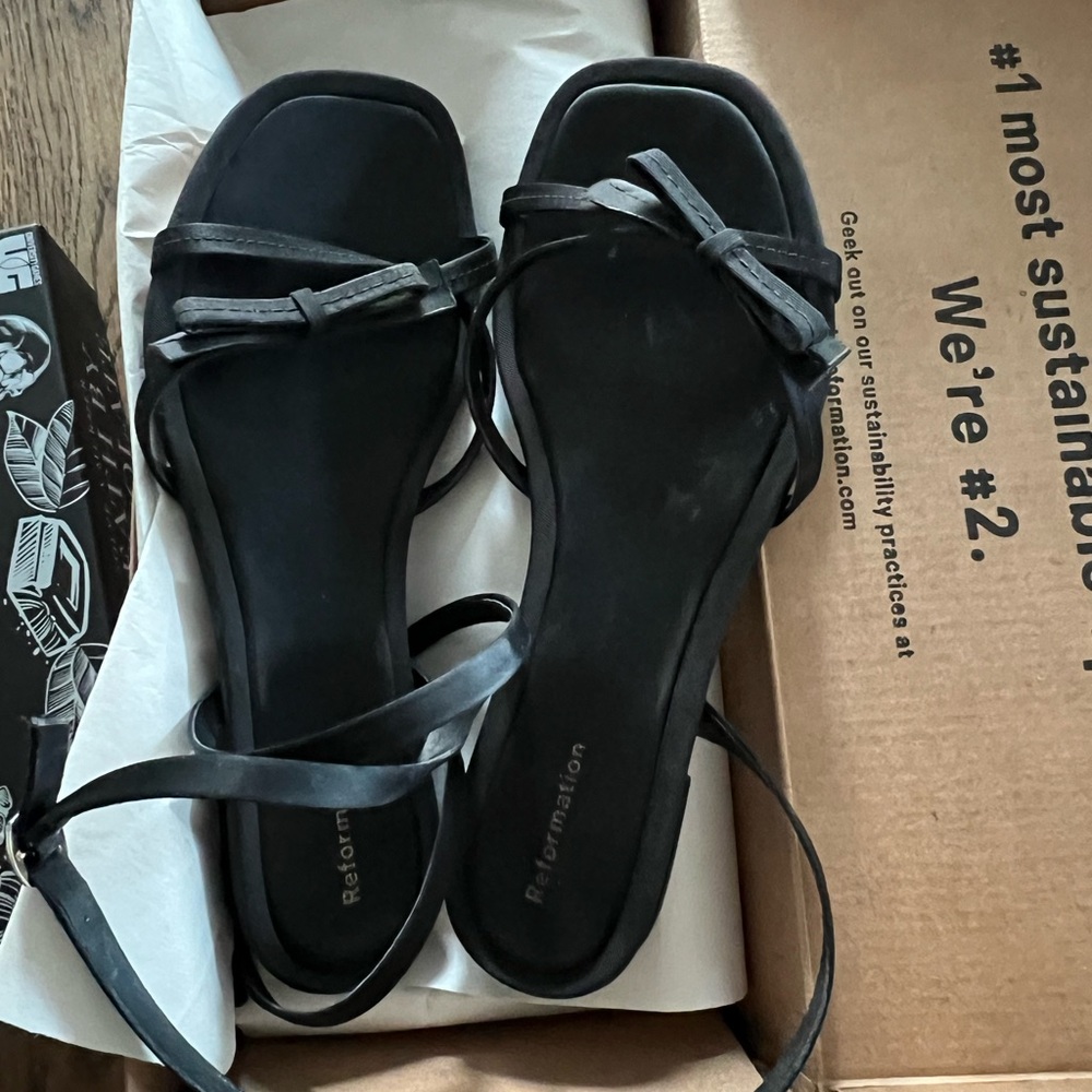 Reformation Erica Bow Sandals